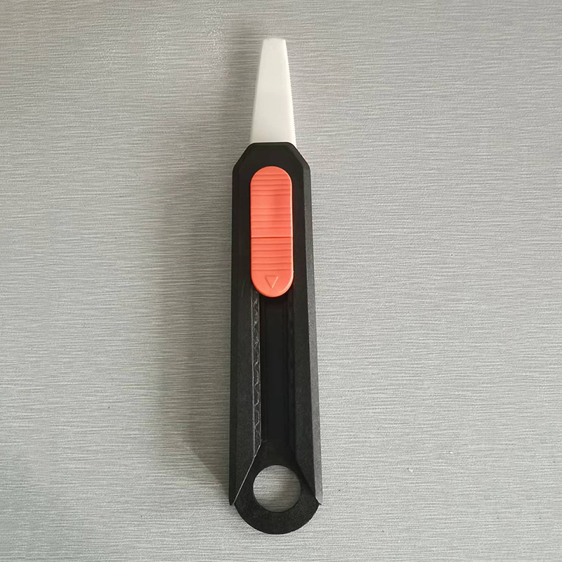 Ceramic Box Cutter With Sawtooth Edge